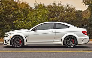   Mercedes-Benz C63 AMG Black Series Coupe US-spec - 2013