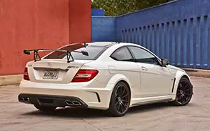   Mercedes-Benz C63 AMG Black Series Coupe US-spec - 2013
