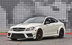   Mercedes-Benz C63 AMG Black Series Coupe US-spec - 2013