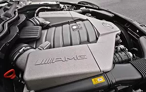   Mercedes-Benz C63 AMG Black Series Coupe US-spec - 2013