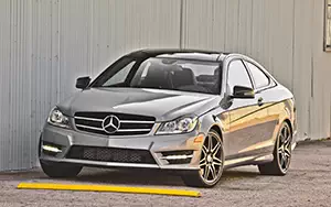   Mercedes-Benz C250 Coupe Sport US-spec - 2013