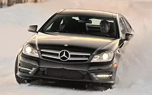   Mercedes-Benz C350 4MATIC Coupe US-spec - 2013