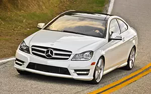  Mercedes-Benz C350 Coupe US-spec - 2013