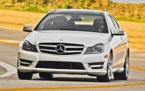   Mercedes-Benz C350 Coupe US-spec - 2013