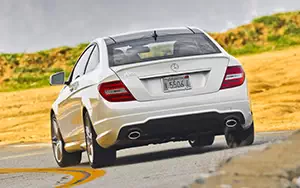   Mercedes-Benz C350 Coupe US-spec - 2013