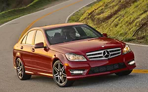   Mercedes-Benz C250 Sport Package Plus US-spec - 2013