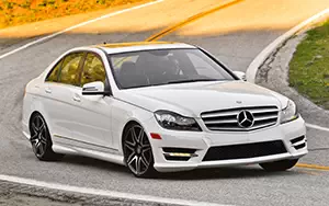   Mercedes-Benz C300 4MATIC Sport Package Plus US-spec - 2013