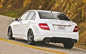   Mercedes-Benz C300 4MATIC Sport Package Plus US-spec - 2013