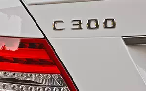   Mercedes-Benz C300 4MATIC Sport Package Plus US-spec - 2013