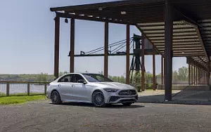   Mercedes-Benz C 300 AMG Line US-spec - 2022