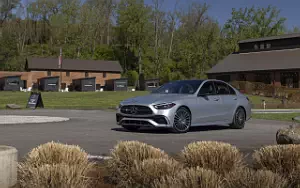   Mercedes-Benz C 300 AMG Line US-spec - 2022