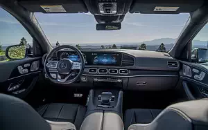   Mercedes-Benz GLS 580 4MATIC AMG Line (Designo Cardinal Red) US-spec - 2019