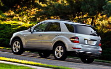   Mercedes-Benz ML350 - 2009