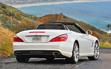   Mercedes-Benz SL550 US-spec - 2013