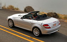   Mercedes-Benz SLK350 - 2004