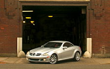   Mercedes-Benz SLK350 - 2004