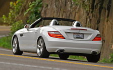   Mercedes-Benz SLK350 US-spec - 2012