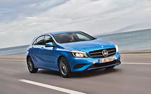   Mercedes-Benz A200 - 2012