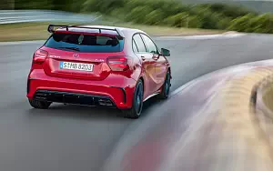   Mercedes-AMG A 45 4MATIC - 2009