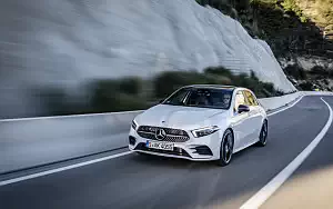   Mercedes-Benz A 180 d AMG Line - 2018