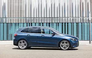   Mercedes-Benz B-class - 2019