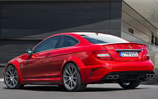   Mercedes-Benz C63 AMG Coupe Black Series - 2011