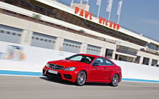   Mercedes-Benz C63 AMG Coupe Black Series - 2011