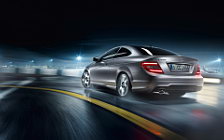   Mercedes-Benz C250 Coupe Sport - 2012