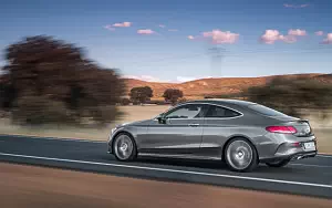   Mercedes-Benz C 300 Coupe AMG Line - 2009