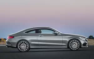   Mercedes-Benz C 300 Coupe AMG Line - 2009