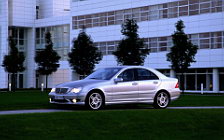   Mercedes-Benz C32 AMG - 2000