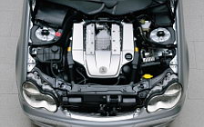   Mercedes-Benz C32 AMG - 2000