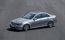   Mercedes-Benz C63 AMG - 2007