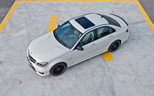   Mercedes-Benz C63 AMG - 2011