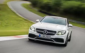   Mercedes-AMG C63 S - 2014