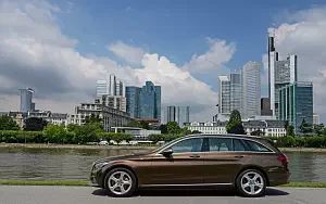   Mercedes-Benz C200 Estate Exclusive - 2014
