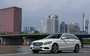   Mercedes-Benz C300 BlueTEC HYBRID Estate Avantgarde - 2014