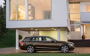   Mercedes-Benz C300 BlueTec Hybrid Estate Exclusive - 2014