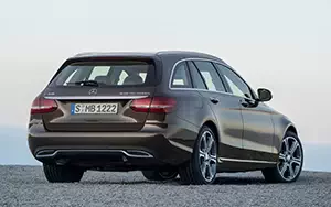   Mercedes-Benz C300 BlueTec Hybrid Estate Exclusive - 2014