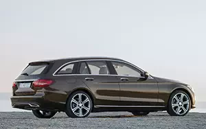   Mercedes-Benz C300 BlueTec Hybrid Estate Exclusive - 2014