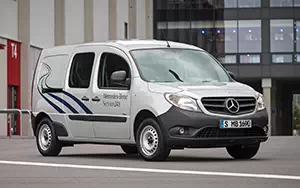   Mercedes-Benz Citan 109 CDI Mobile Workshop Bott - 2013