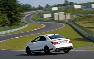   Mercedes-Benz CLA45 AMG Edition 1 - 2013