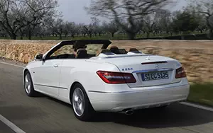   Mercedes-Benz E250 CGI Cabriolet - 2010