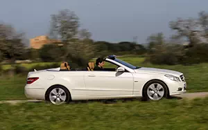   Mercedes-Benz E250 CGI Cabriolet - 2010