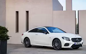   Mercedes-Benz E 400 4MATIC Coupe AMG Line Edition 1 - 2017