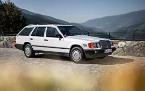   Mercedes-Benz 300 TD Turbo 4MATIC S124 - 1989