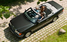   Mercedes-Benz 300CE-24 Cabriolet A124 - 1991-1993