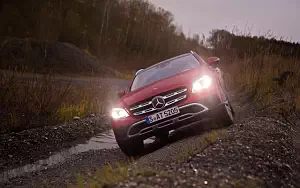   Mercedes-Benz E-class All-Terrain - 2016