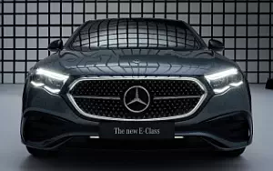   Mercedes-Benz E 300 e 4MATIC AMG Line - 2023