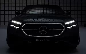   Mercedes-Benz E 300 e 4MATIC AMG Line - 2023